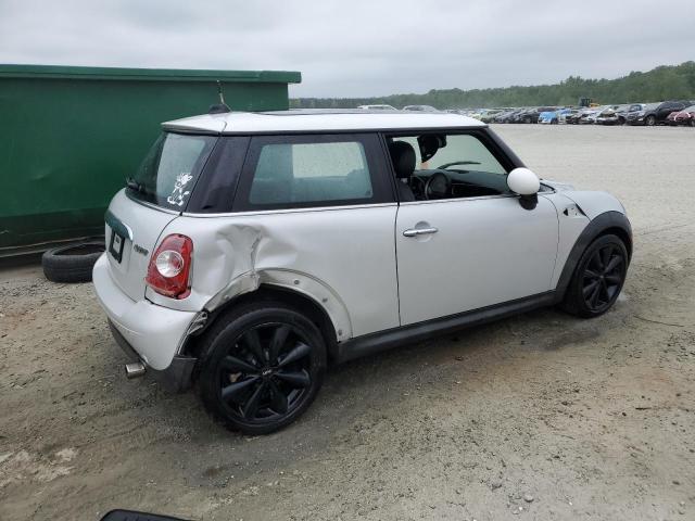 2011 Mini Cooper VIN: WMWSU3C5XBT253167 Lot: 52693894