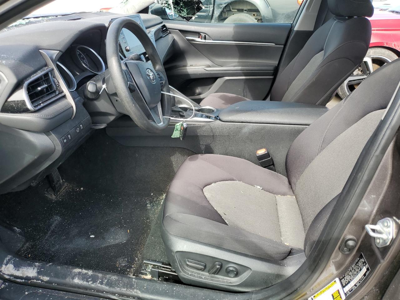 4T1C31AK0NU570098 2022 Toyota Camry Le