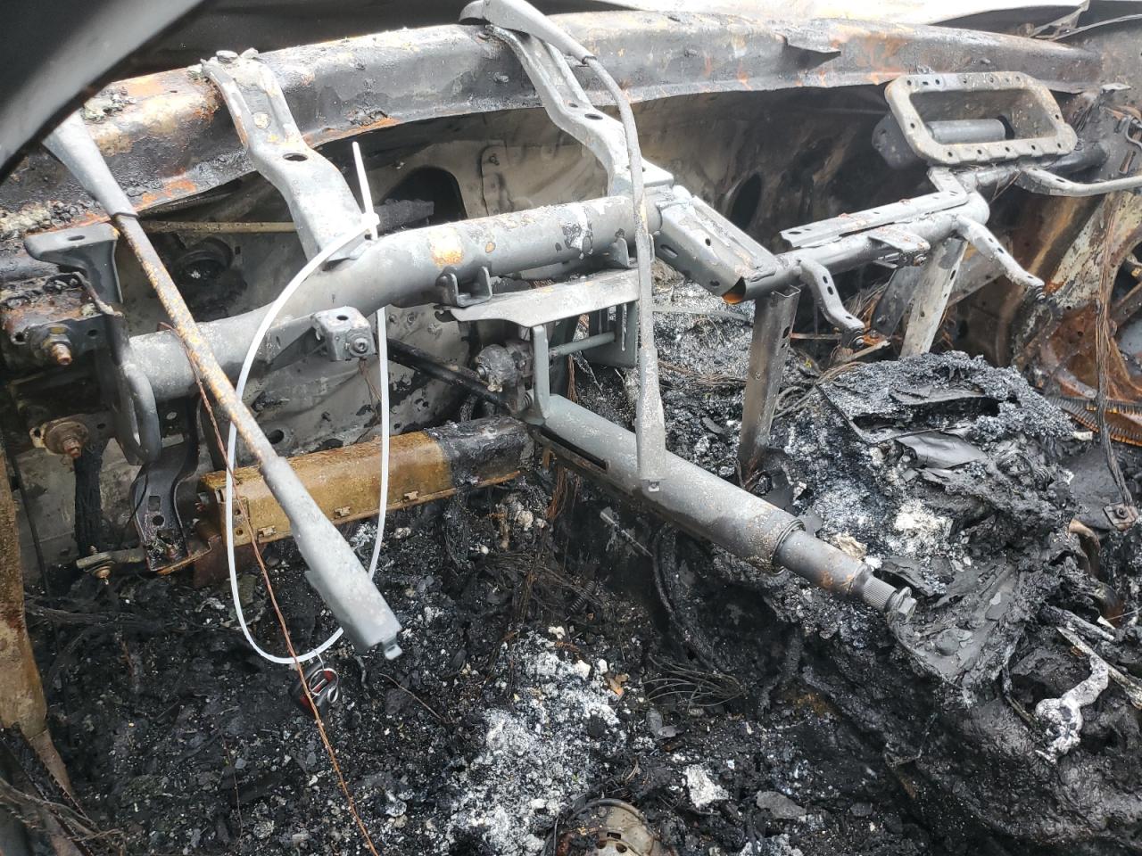 WBA8B9G54HNU50121 2017 BMW 330 I