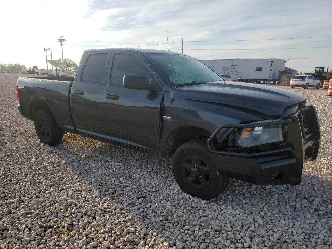 1C6RR7FT9JS140908 2018 Ram 1500 St