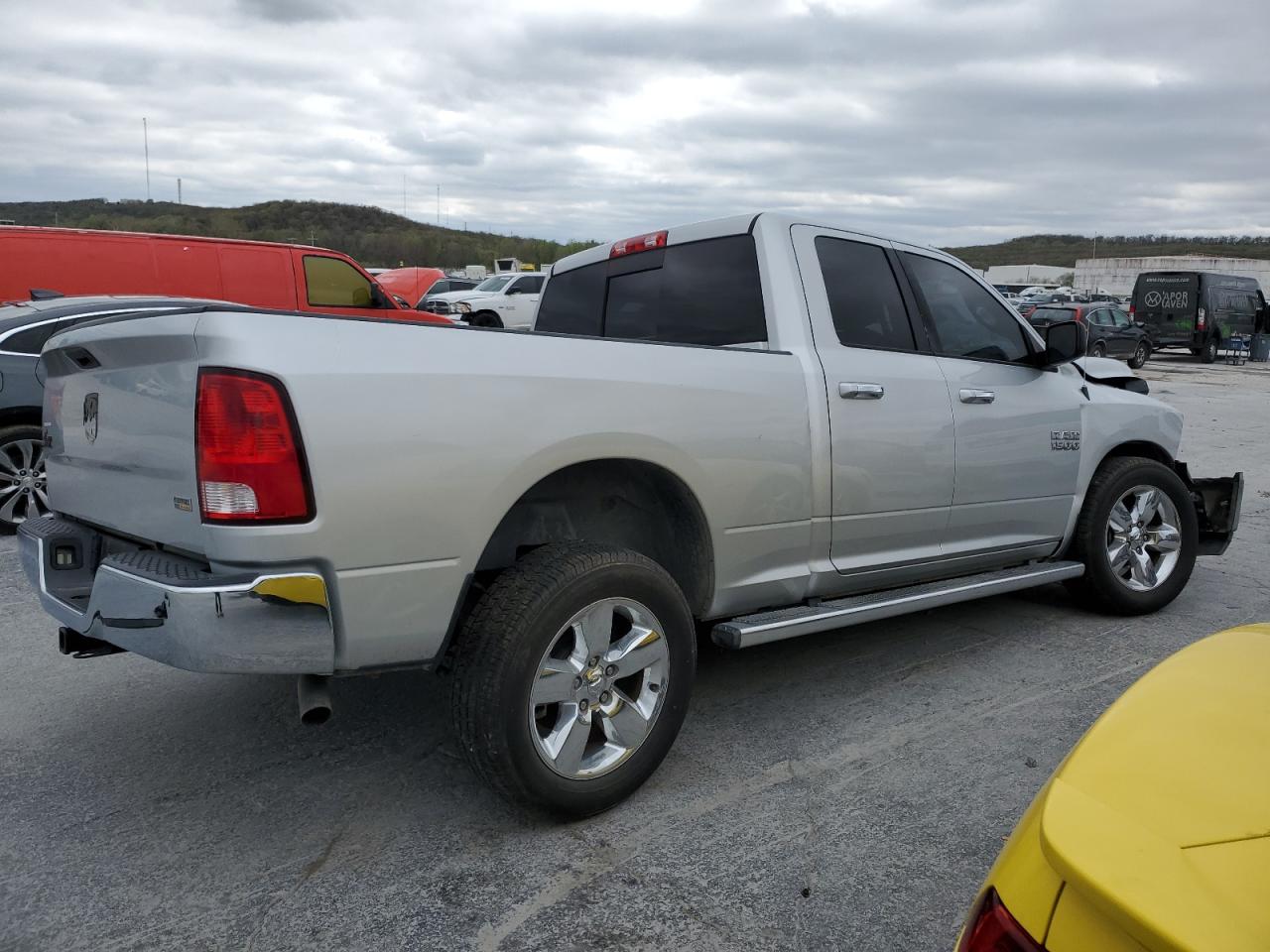 2015 Ram 1500 Slt vin: 1C6RR6GG7FS561335