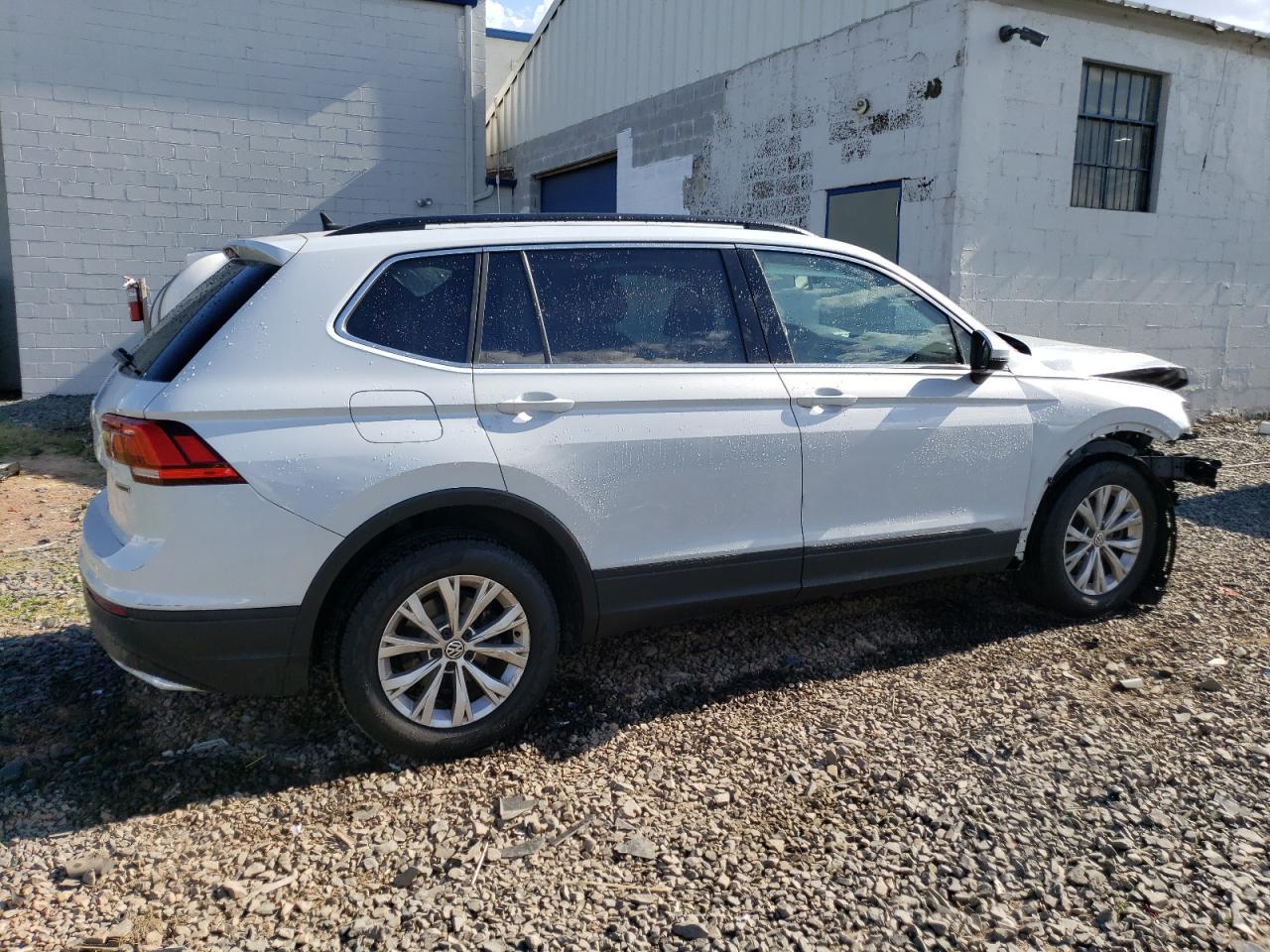 3VV2B7AX2KM020081 2019 Volkswagen Tiguan Se