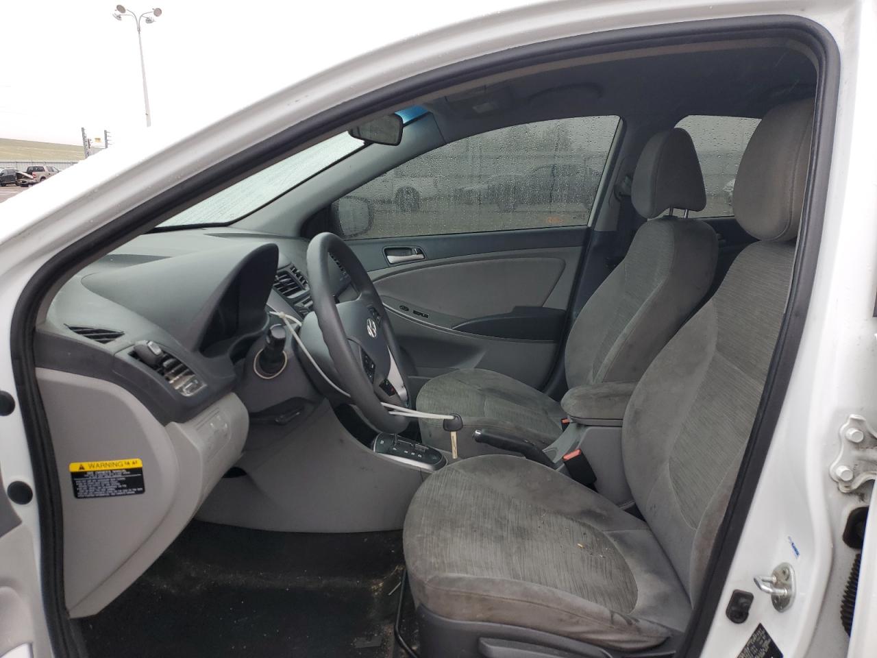 KMHCT4AE2GU083581 2016 Hyundai Accent Se