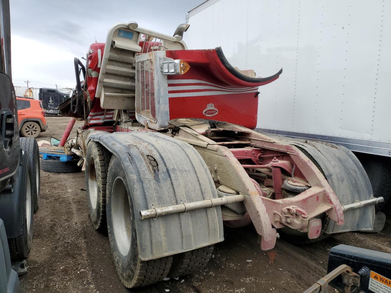 Lot #3030453462 2001 PETERBILT 378