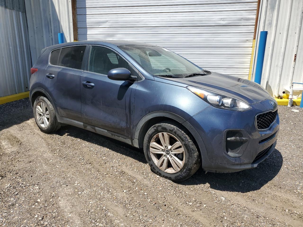 KNDPM3AC3H7173026 2017 Kia Sportage Lx