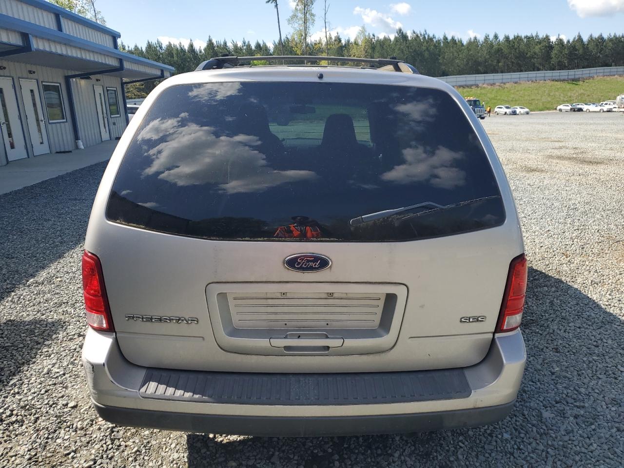 2FMZA57665BA74956 2005 Ford Freestar Ses