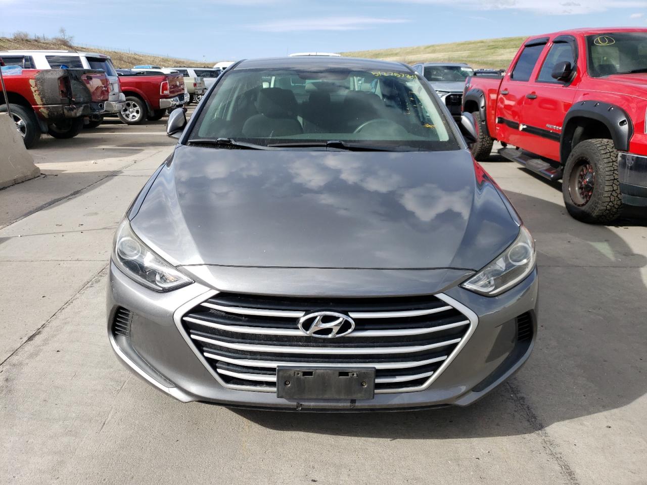 5NPD74LFXJH299697 2018 Hyundai Elantra Se