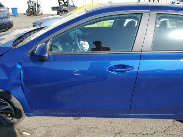 3KPF24AD9RE713898 Kia Forte LX 7