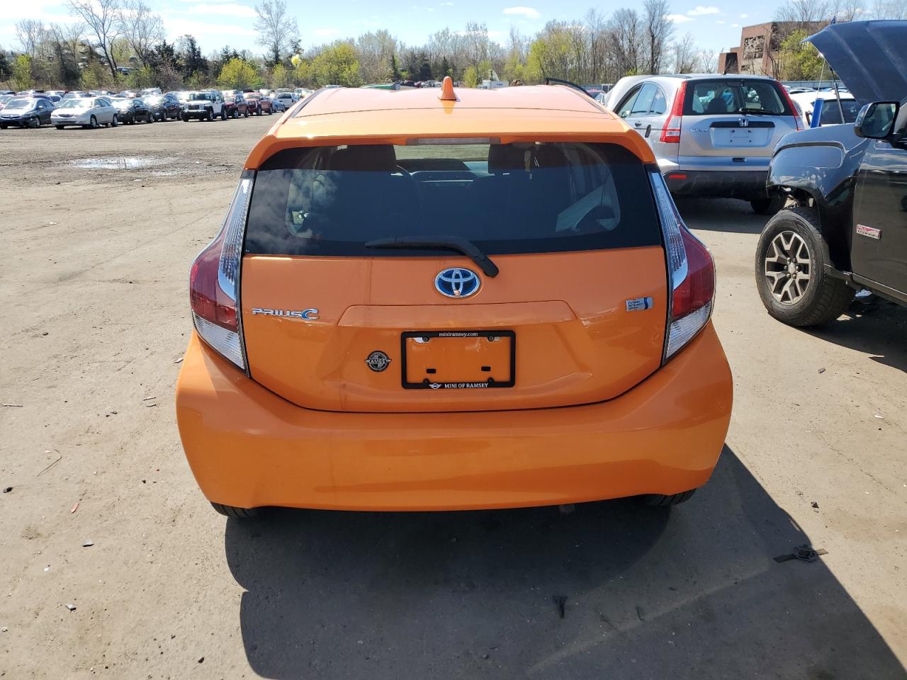 JTDKDTB32F1087182 2015 Toyota Prius C