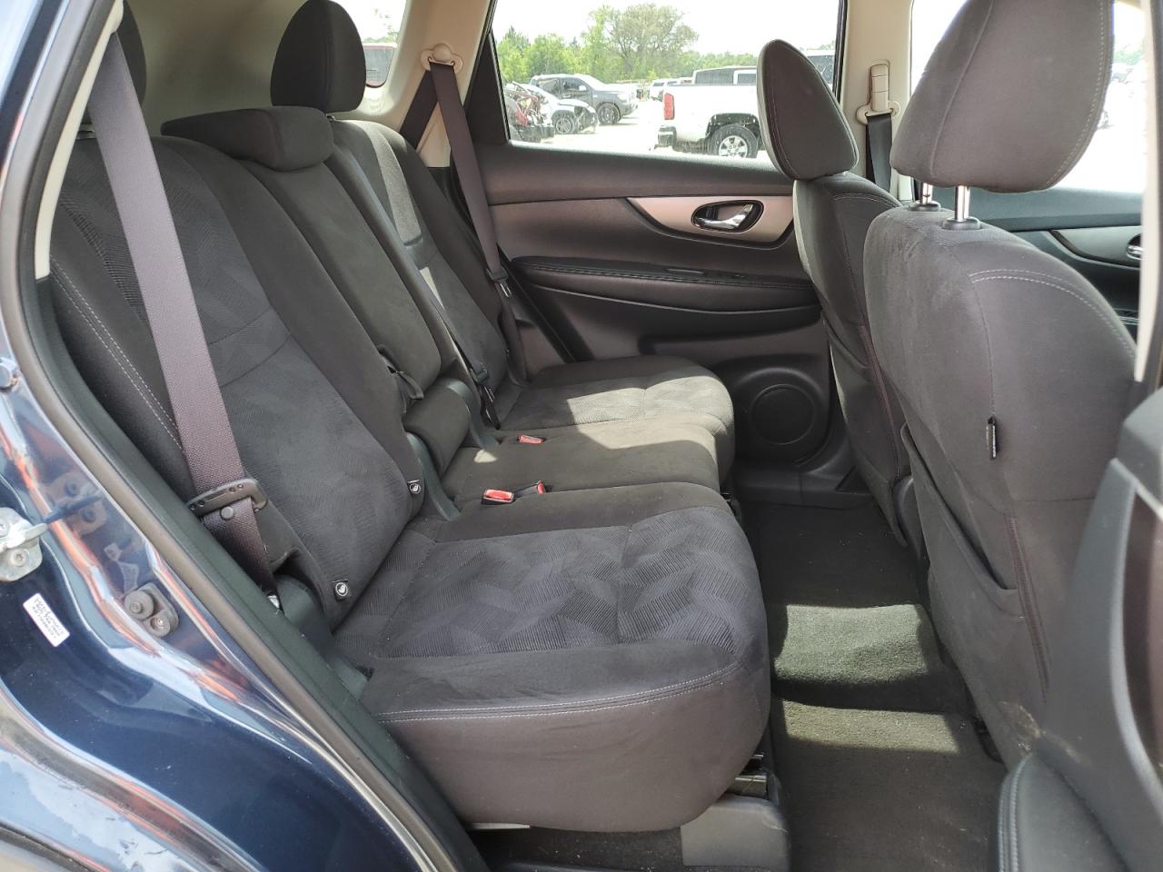 KNMAT2MT2FP574384 2015 Nissan Rogue S