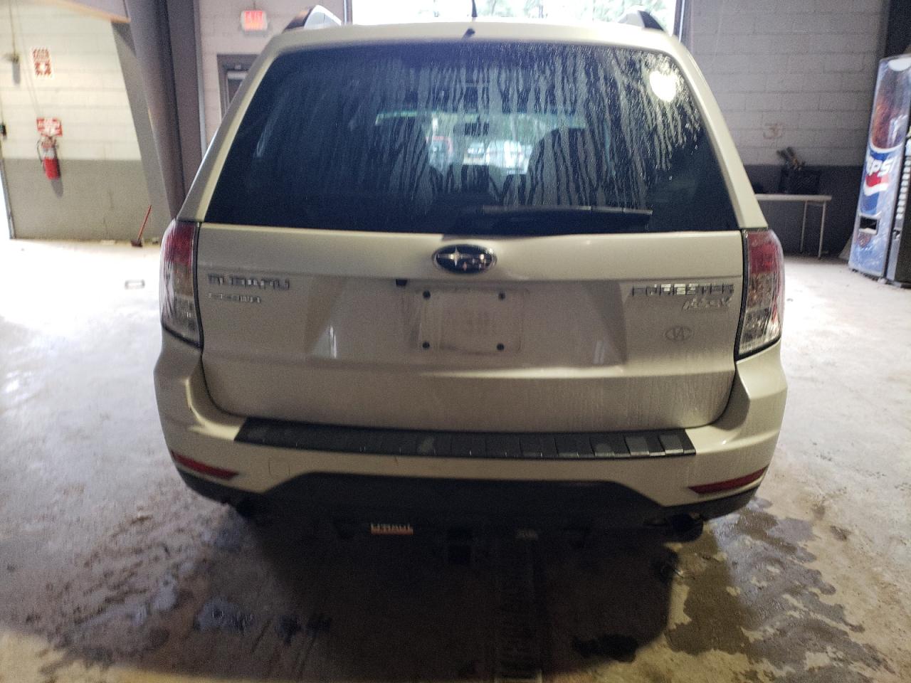 JF2SHADC7BH737326 2011 Subaru Forester 2.5X Premium