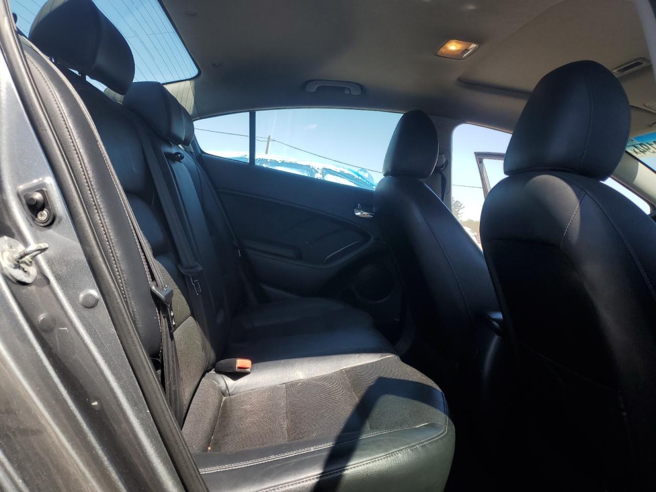 KNAFZ4A82G5490799 2016 Kia Forte Ex