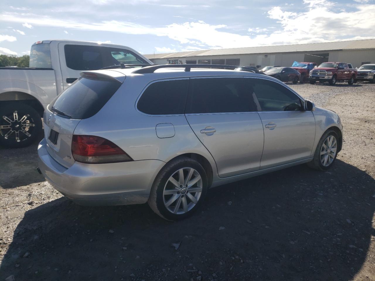 3VWPL7AJXBM702636 2011 Volkswagen Jetta Tdi