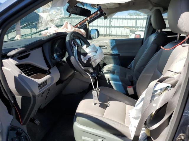 2017 Toyota Sienna - Image 7