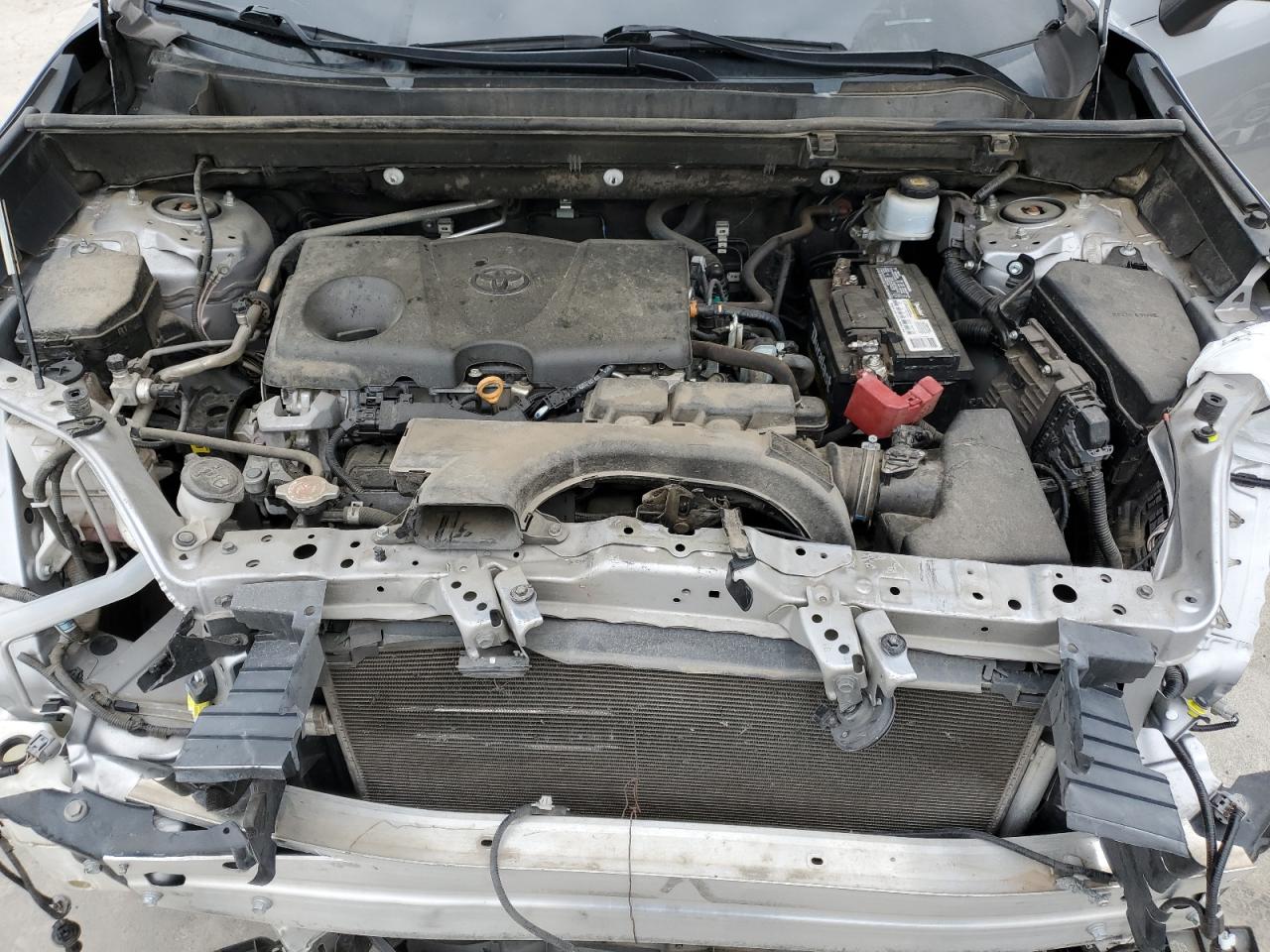 2T3H1RFV2LW095524 2020 Toyota Rav4 Le