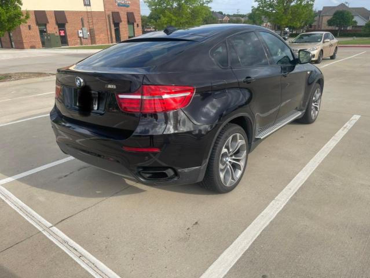 2013 BMW X6 xDrive50I vin: 5UXFG8C55DL591974