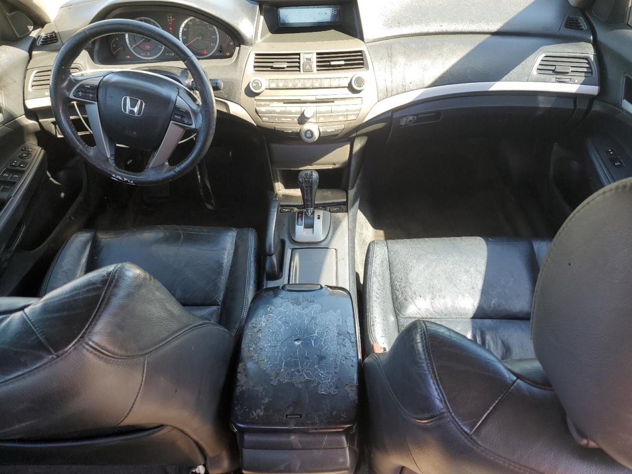 1HGCP2F6XBA124369 2011 Honda Accord Se