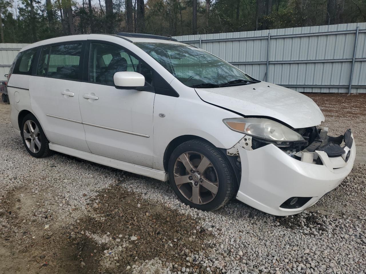 JM1CR293560106268 2006 Mazda 5