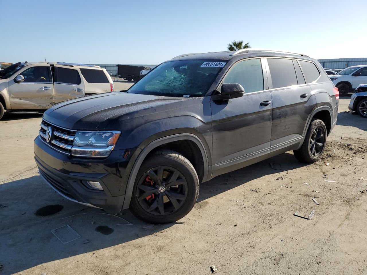 1V2KR2CA7JC575970 2018 Volkswagen Atlas Se