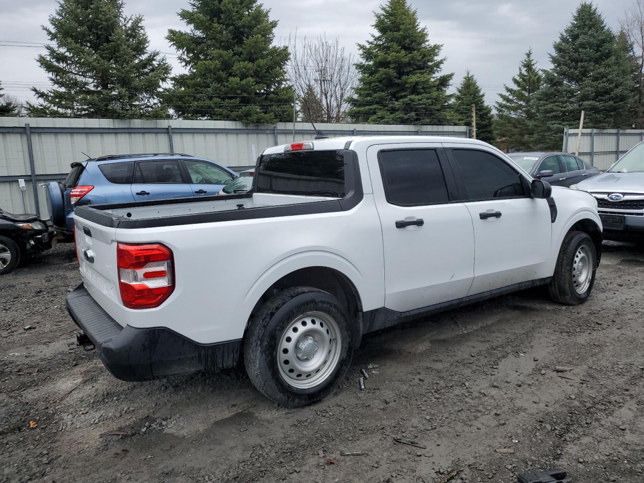 Lot #2468254401 2022 FORD MAVERICK X