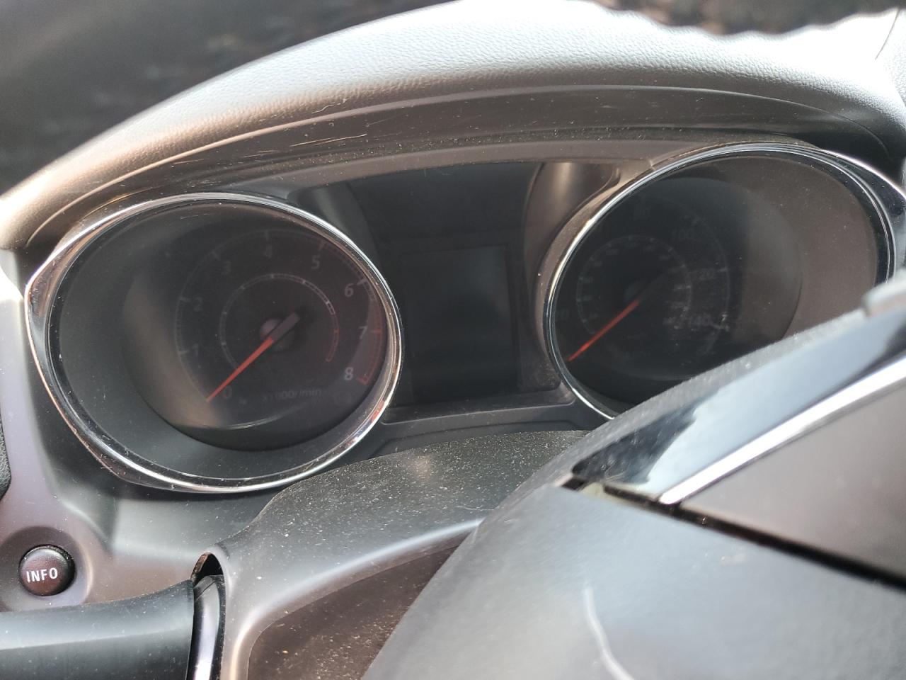 MITSUBISHI OUTLANDER SE