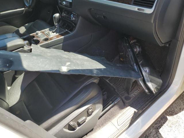 2013 Volkswagen Touareg V6 Tdi VIN: WVGEP9BP5DD003762 Lot: 49865334