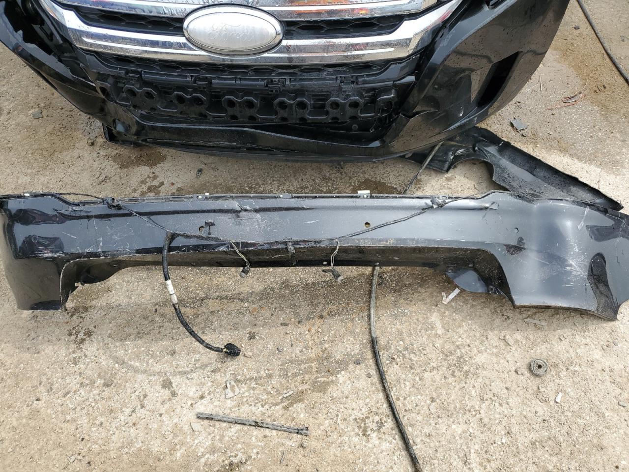 2FMDK3GC4DBE36976 2013 Ford Edge Se