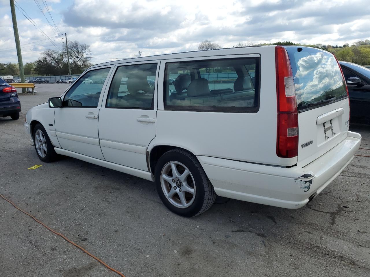 YV1LW5643W2362320 1998 Volvo V70 Glt