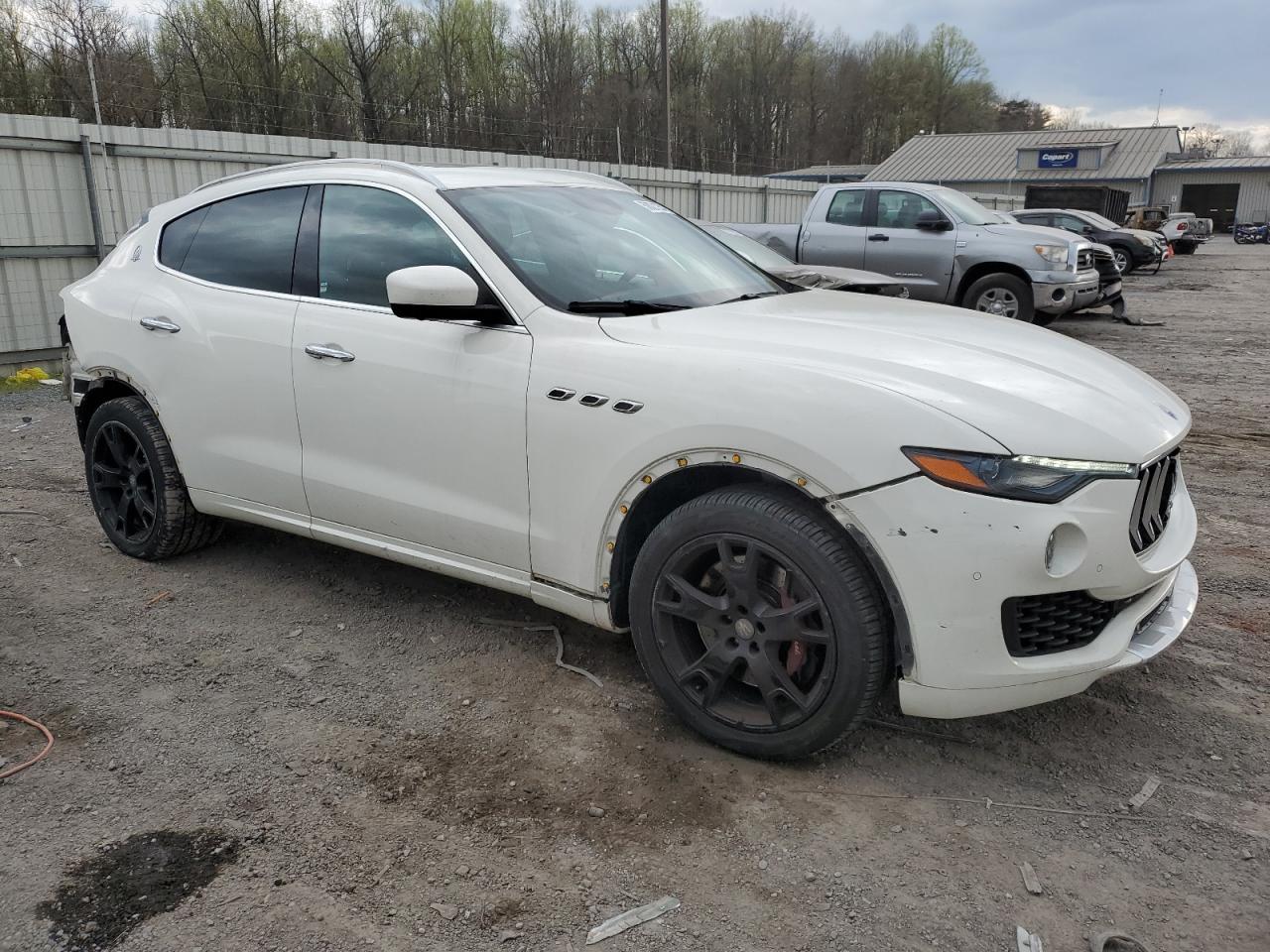 ZN661YUL5HX260969 2017 Maserati Levante S Luxury