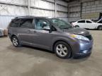 TOYOTA SIENNA LE photo