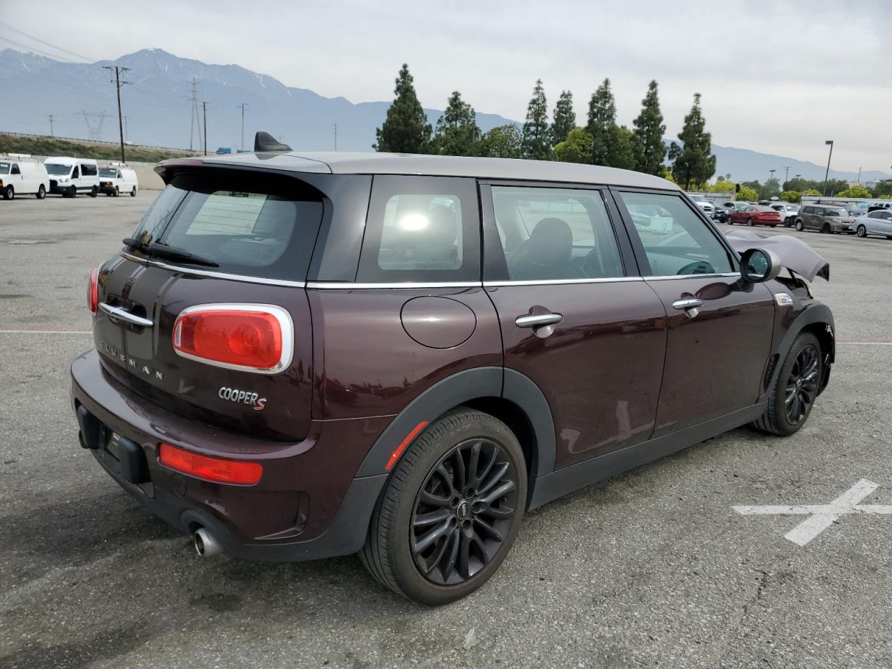 2017 Mini Cooper S Clubman vin: WMWLN9C34H2E49819