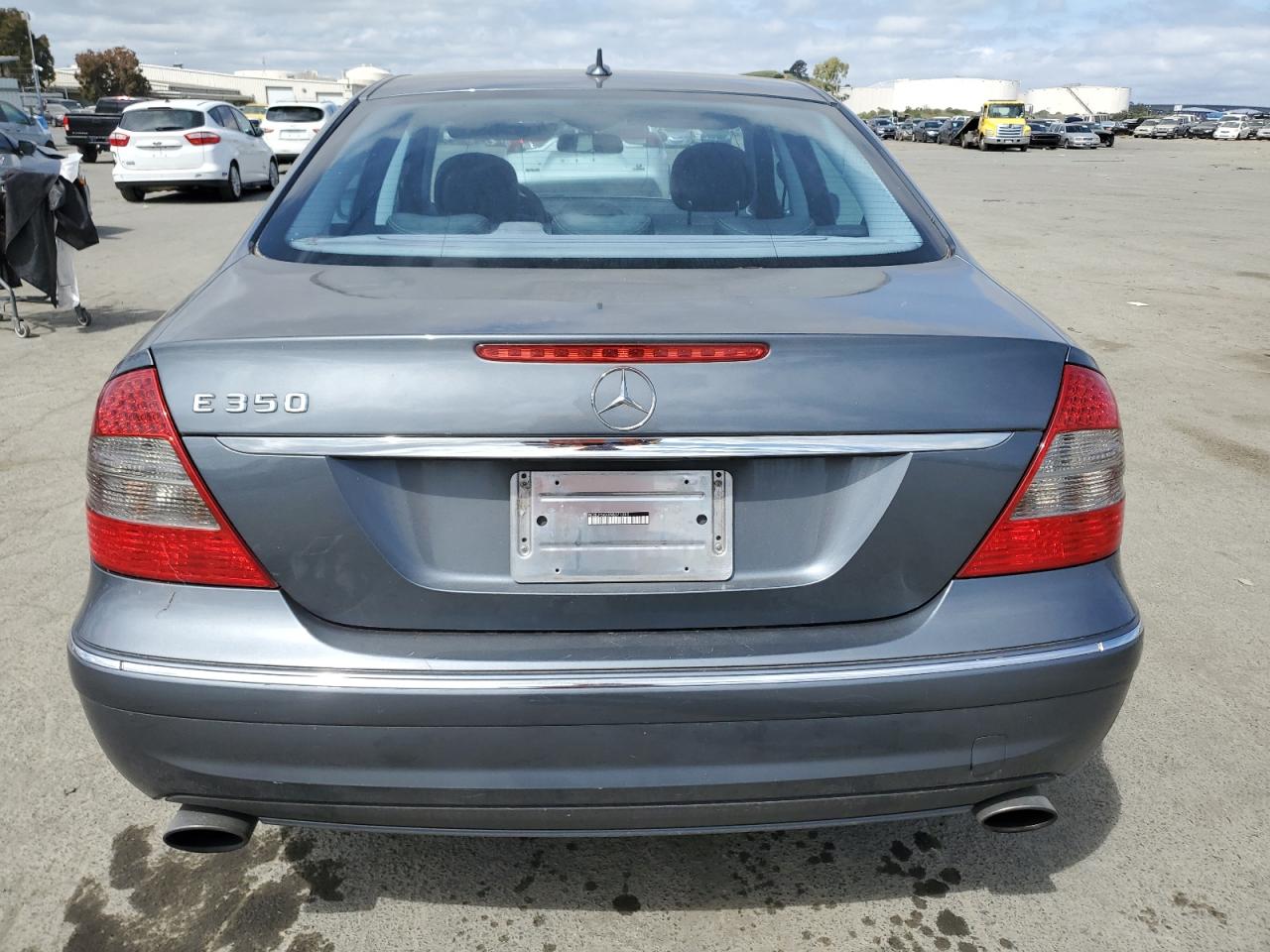 WDBUF56XX9B371393 2009 Mercedes-Benz E 350