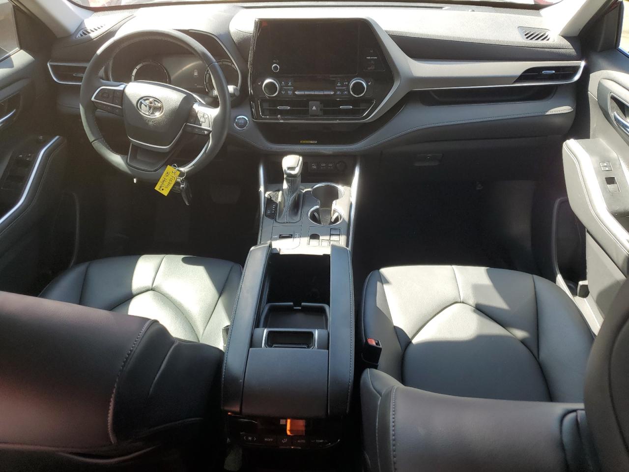 5TDKDRAH2PS023700 2023 Toyota Highlander L