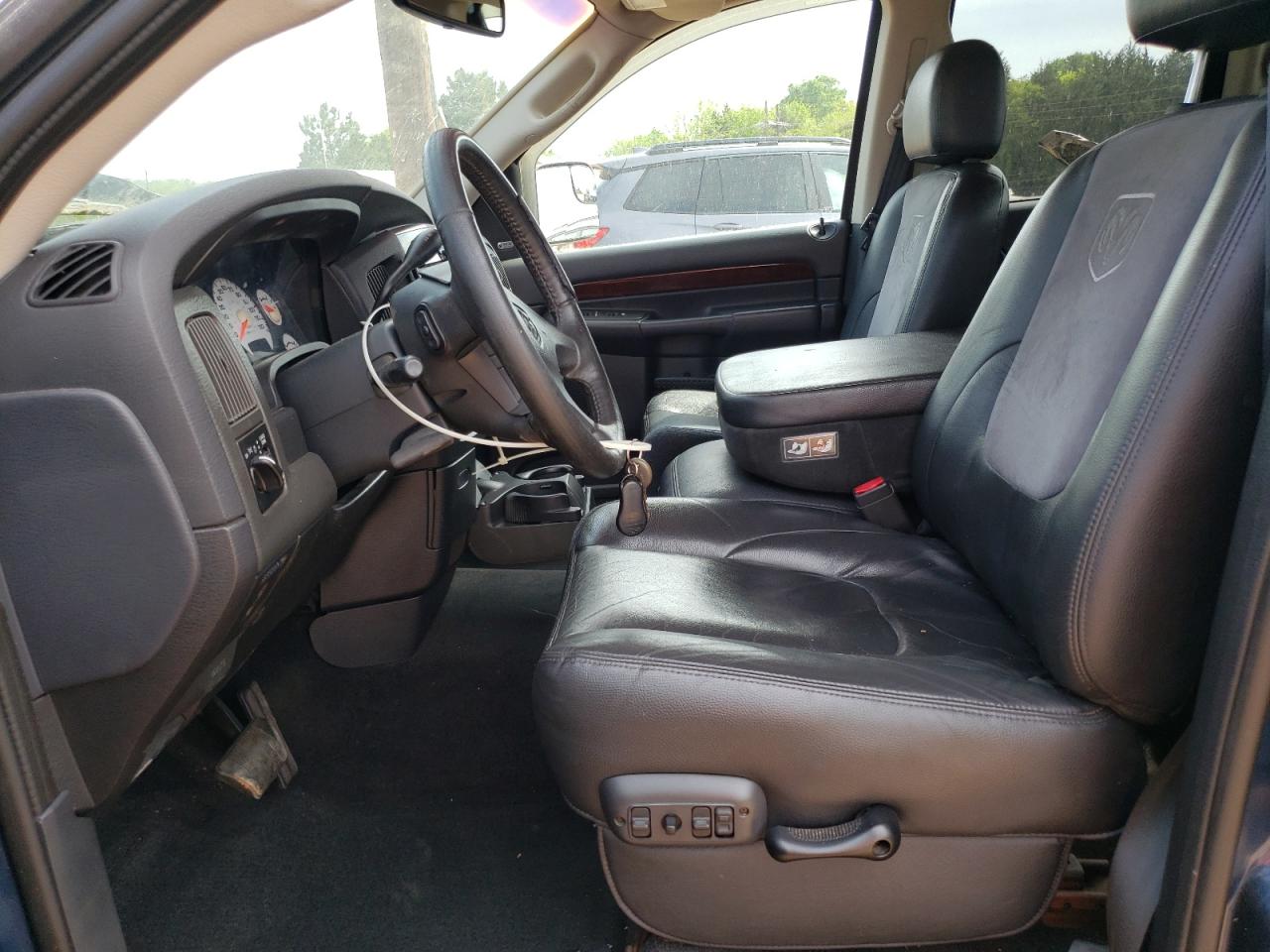 1D7HU18Z12J124135 2002 Dodge Ram 1500