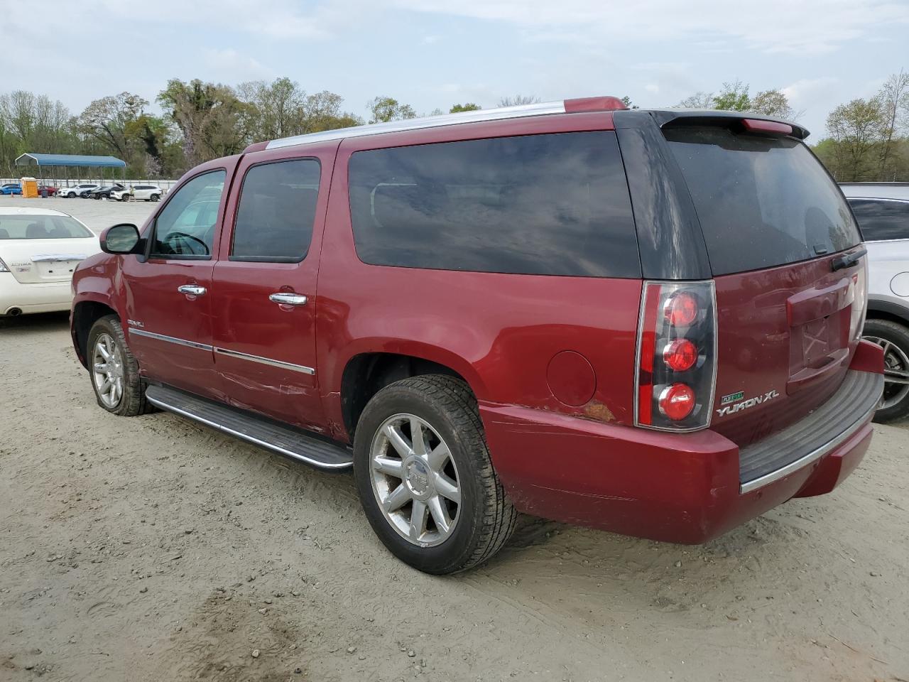 1GKS2MEF9BR249102 2011 GMC Yukon Xl Denali