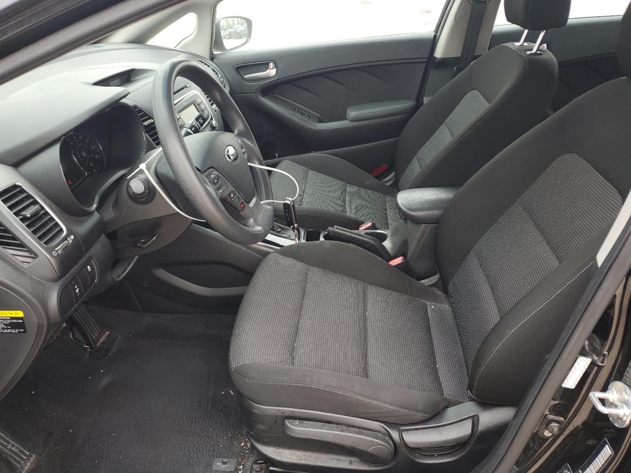 3KPFK4A79HE064189 2017 Kia Forte Lx