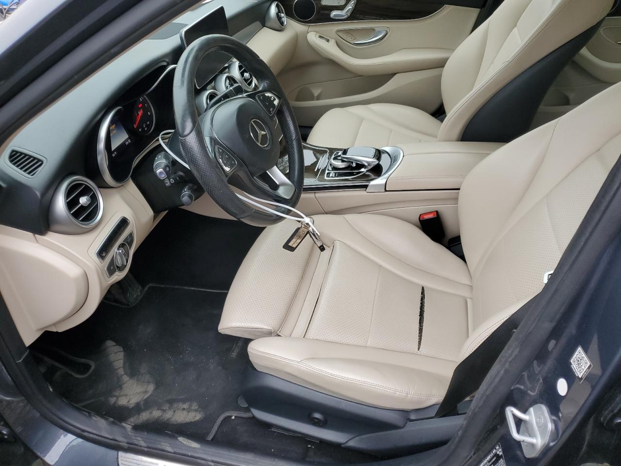 55SWF4KBXGU139903 2016 Mercedes-Benz C 300 4Matic