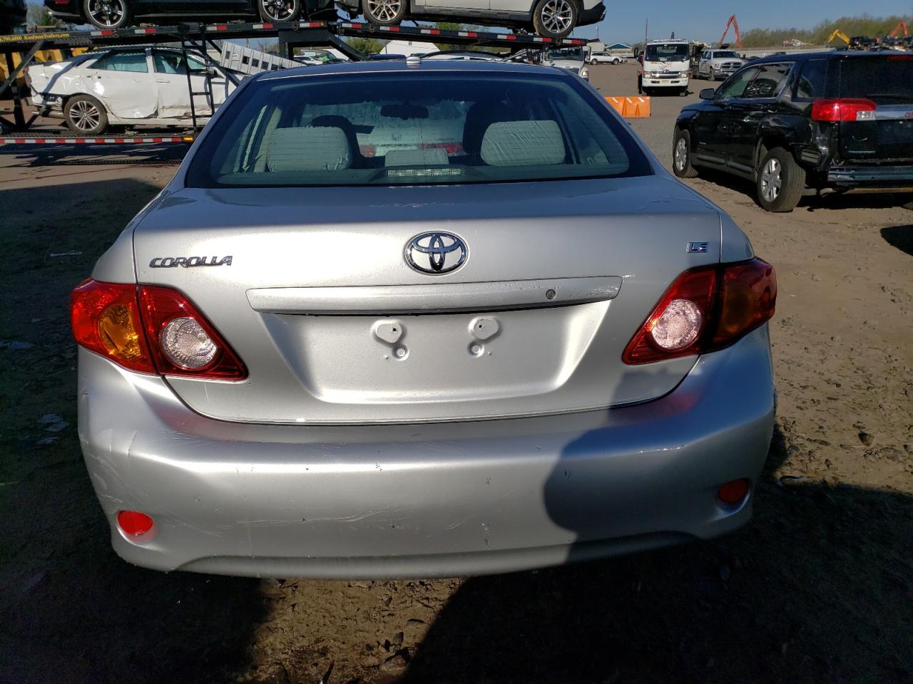 1NXBU4EE7AZ214465 2010 Toyota Corolla Base