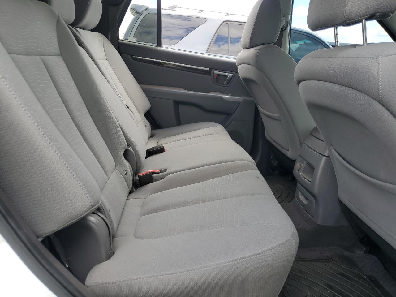 5XYZG3AB9CG093622 2012 Hyundai Santa Fe Gls