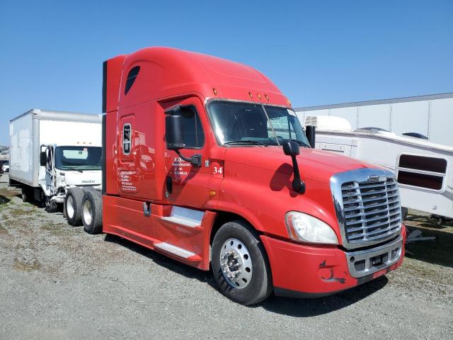 Lot #2470907866 2015 FREIGHTLINER CASCADIA 1 salvage car