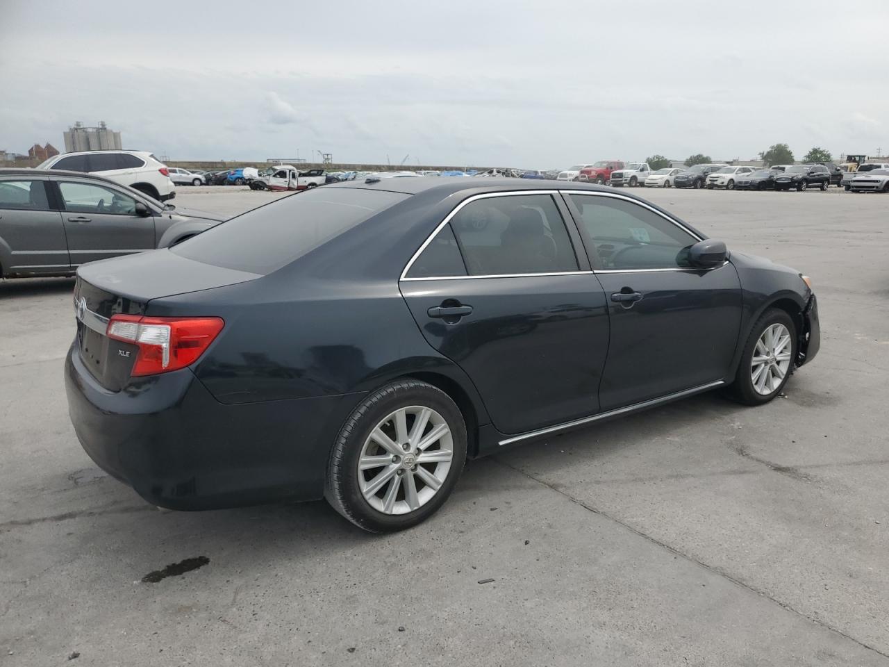 4T1BK1FKXCU013235 2012 Toyota Camry Se