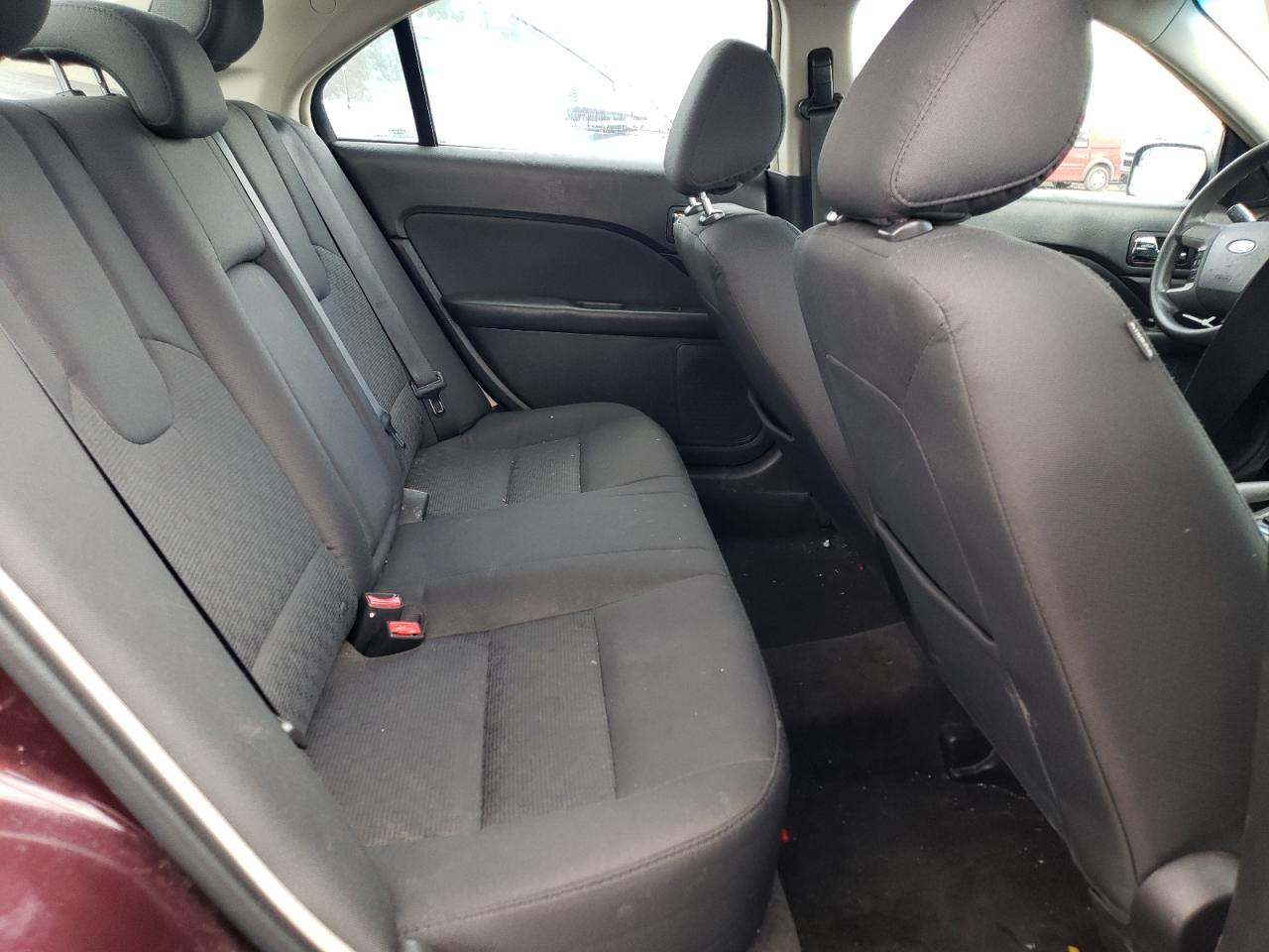 3FAHP0HA3BR293882 2011 Ford Fusion Se