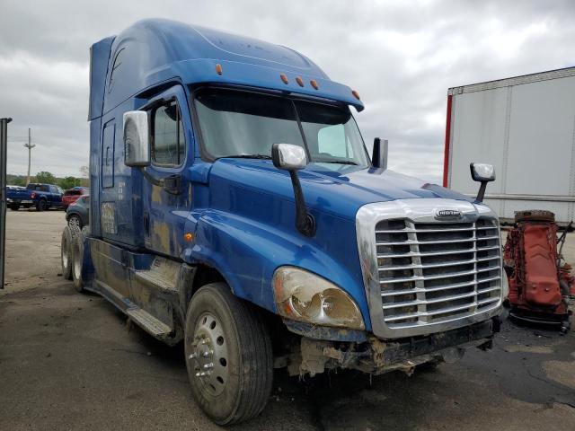 Lot #2494256725 2016 FREIGHTLINER CASCADIA 1 salvage car