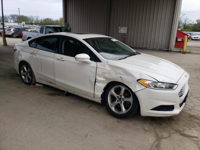 VIN 3FA6P0H7XGR161088 2016 Ford Fusion, SE no.4