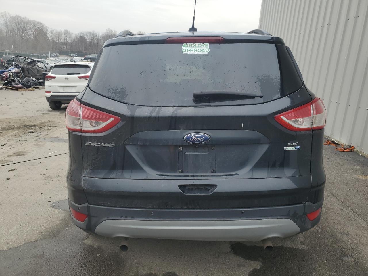 1FMCU9G9XFUA73156 2015 Ford Escape Se