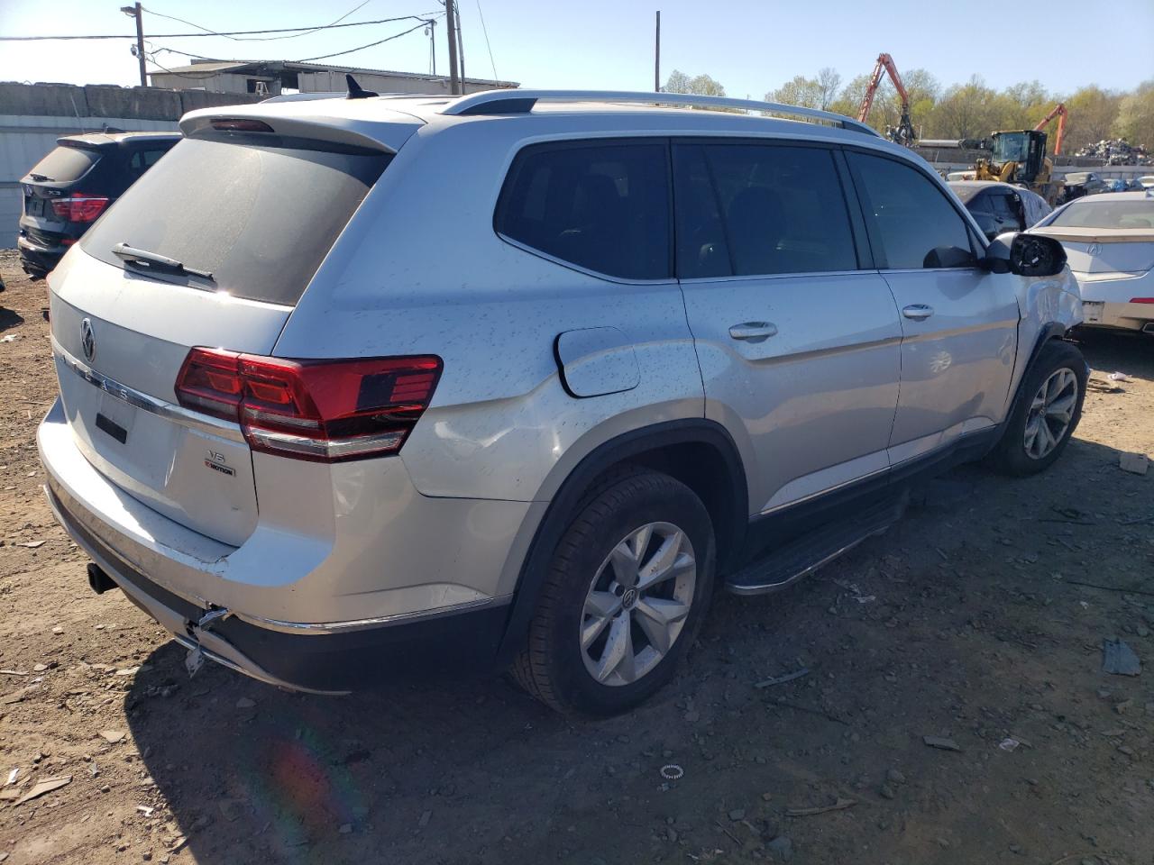 1V2MR2CA9JC564008 2018 Volkswagen Atlas Sel