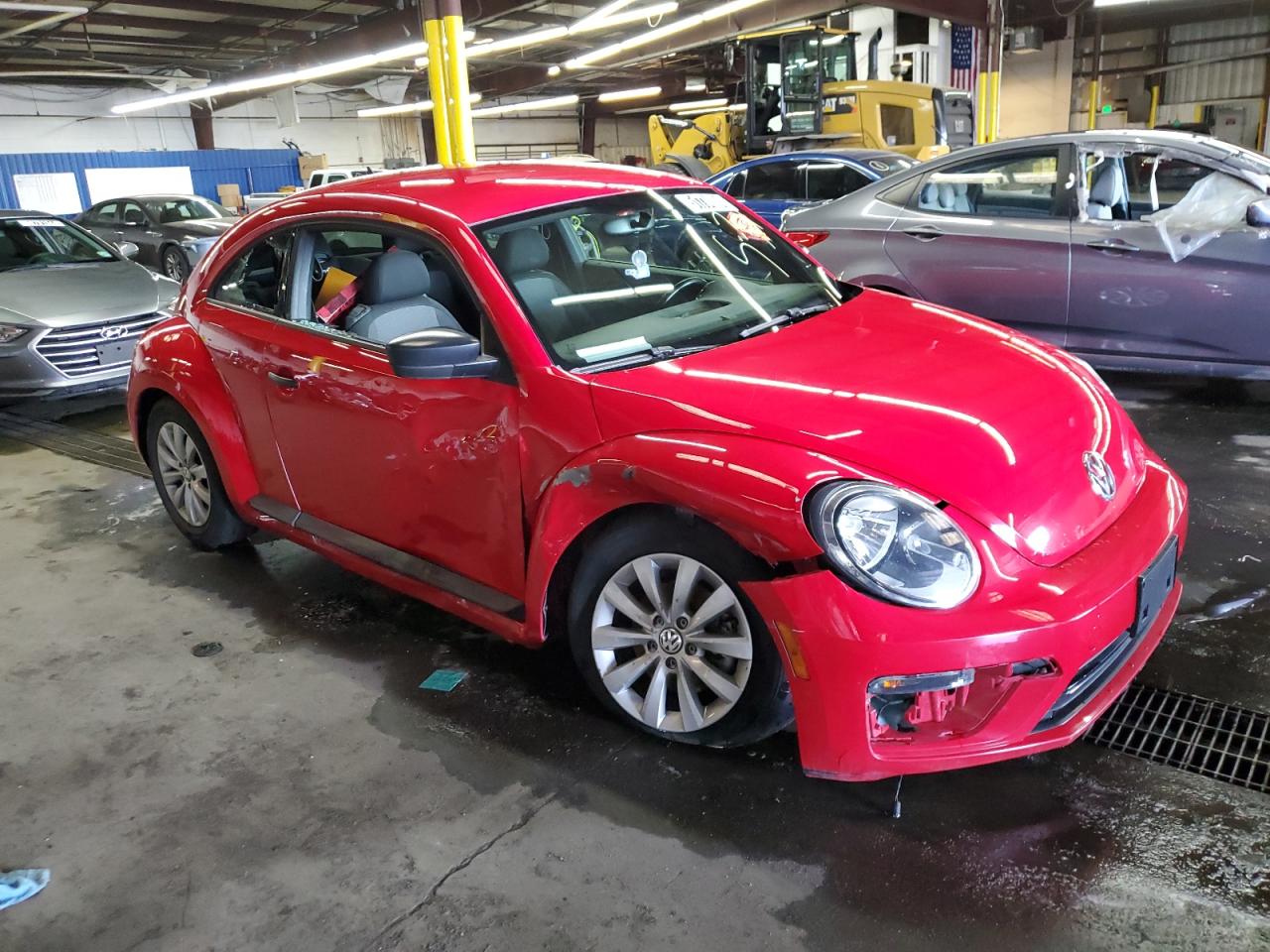 3VWFD7AT6JM718454 2018 Volkswagen Beetle S