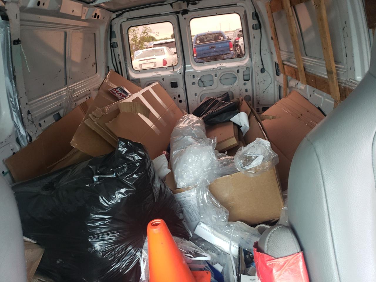 1FTNE1EW6CDA10586 2012 Ford Econoline E150 Van