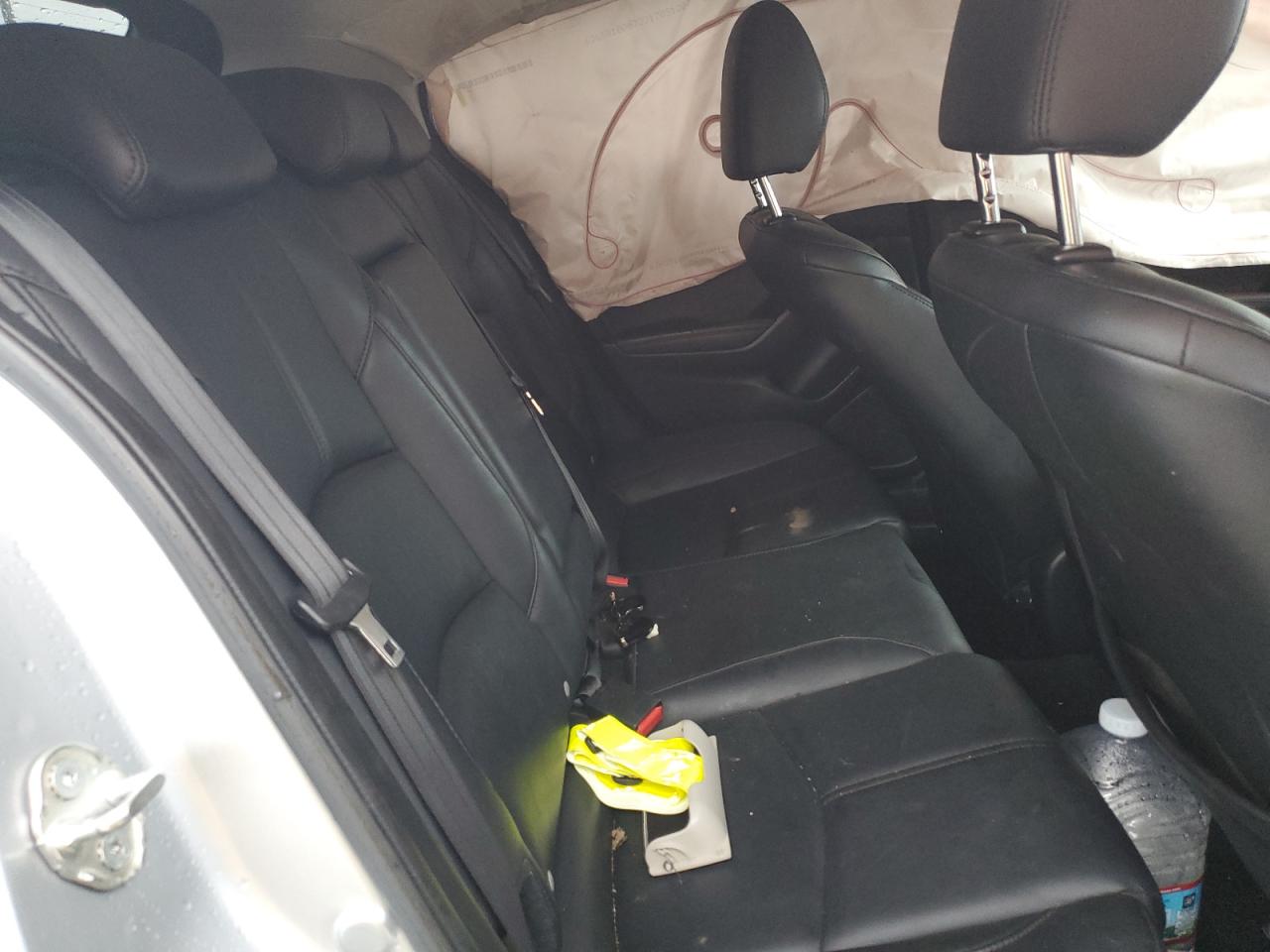 3MZBN1L38JM181026 2018 Mazda 3 Touring