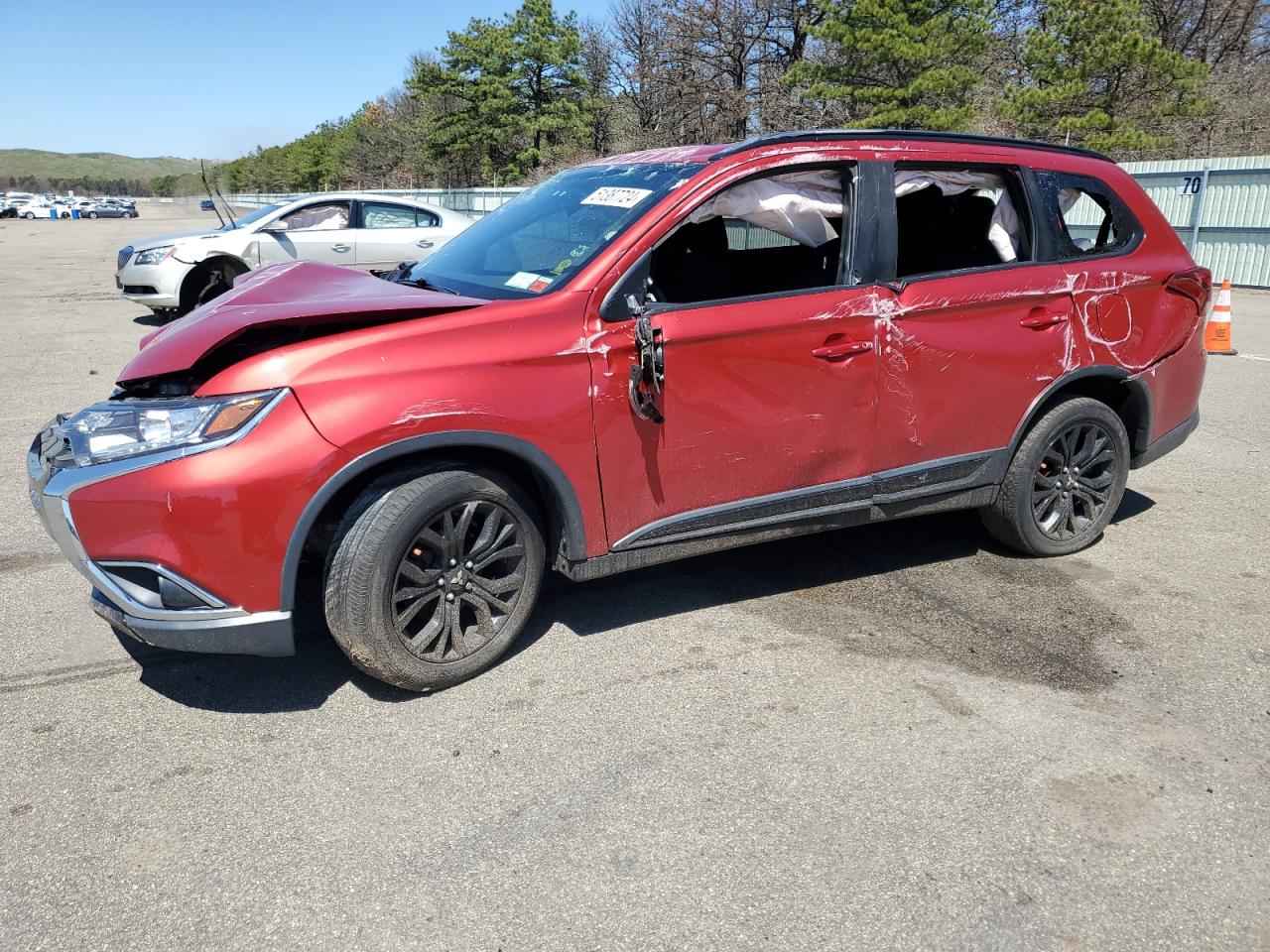 Mitsubishi Outlander 2018 Medium